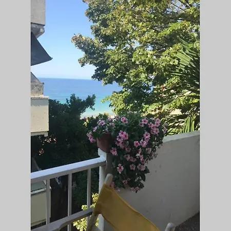 아파트 Marija With A Sea View Terrace! *
