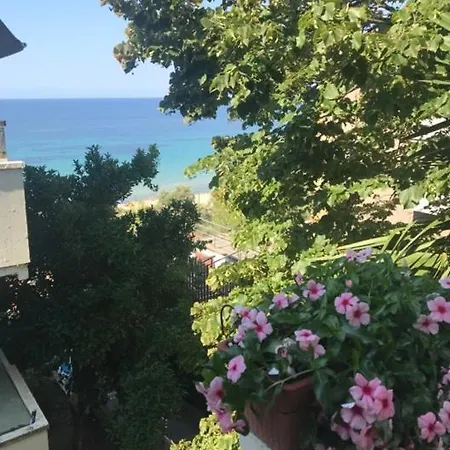 Apartment Marija With A Sea View Terrace! Nea Moudania